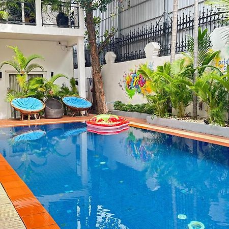 Pride Resort Cambodia 프놈펜 외부 사진
